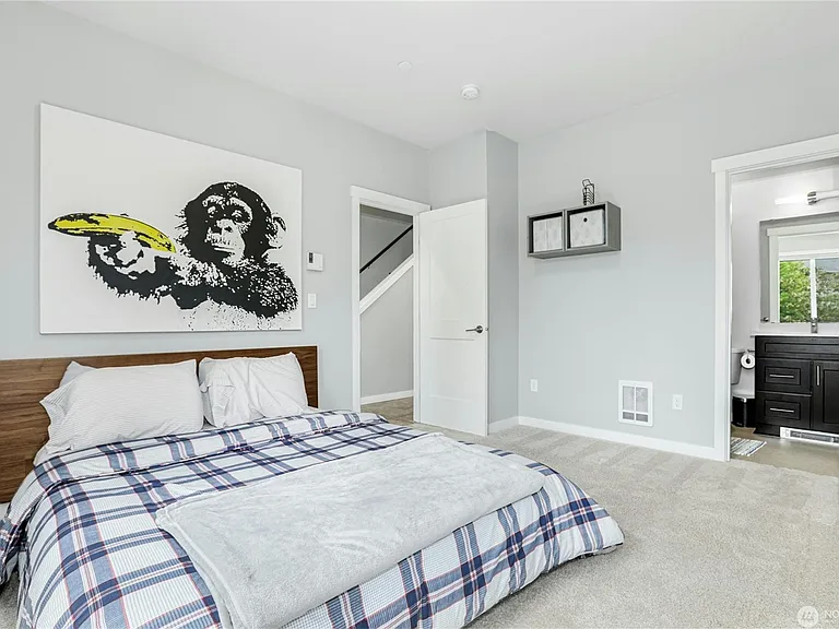 Guest suite on the main level