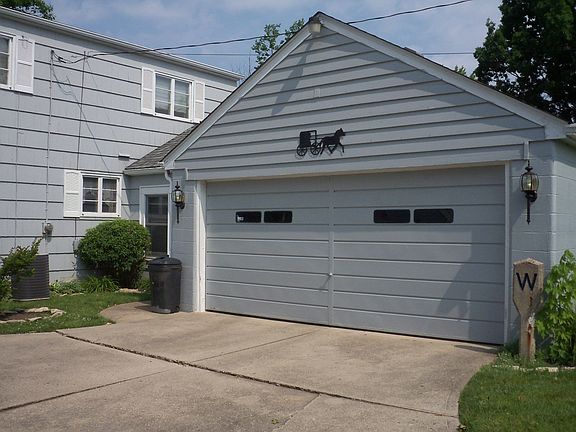 2nd image of 82 S Sylvan Ave
