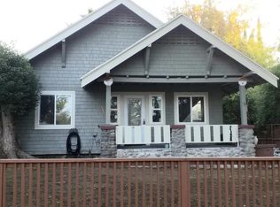 134 N Meridith Ave, Pasadena, CA 91106