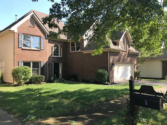 3rd image of 889 Willow Oak Cir