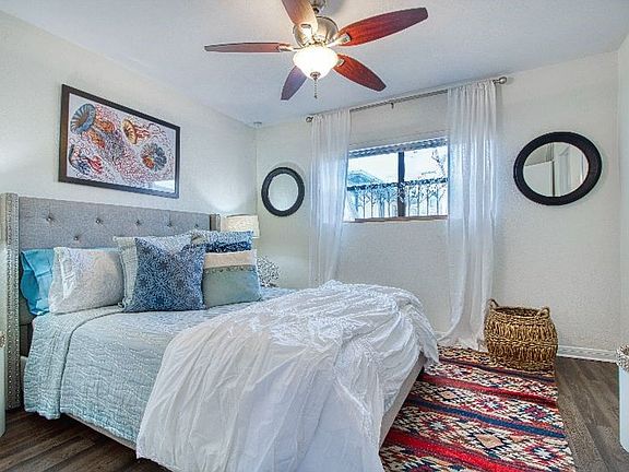 4th image of 3914 Bowser Ave #203