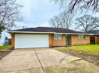 5538 Mackinaw St, Houston, TX 77053