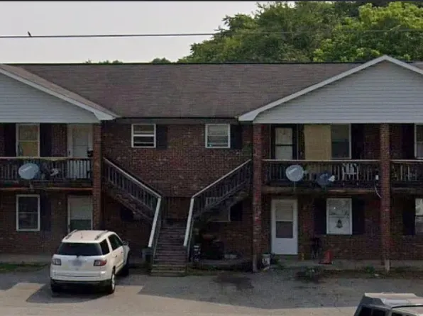 2805 White Meadow Ln #F, Winston Salem, NC 27107