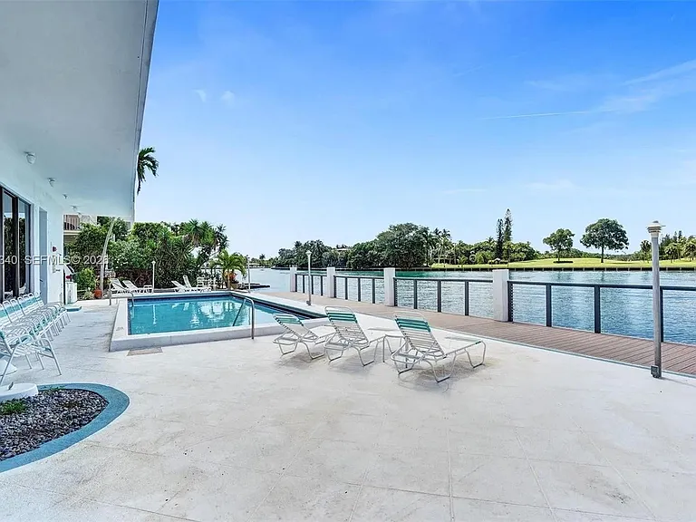 9180 W Bay Harbor Dr #2C — Photo 10