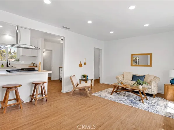 9188 Jacaranda Ave, Hesperia, CA 92345
