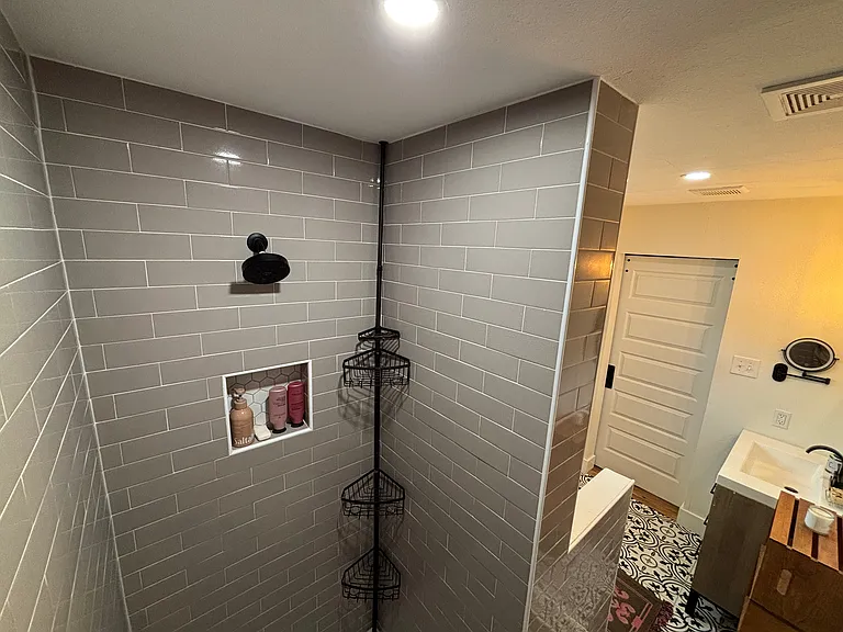 2409 Princeton Dr — Photo 23