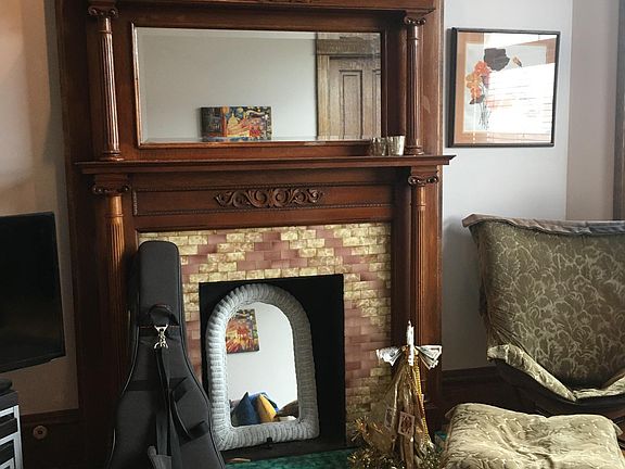 4th image of 1125 N Damen Ave #3