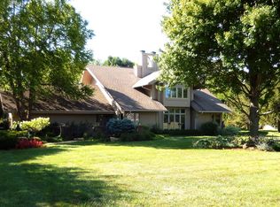 1510 Bittersweet Dr, Saint Anne, IL