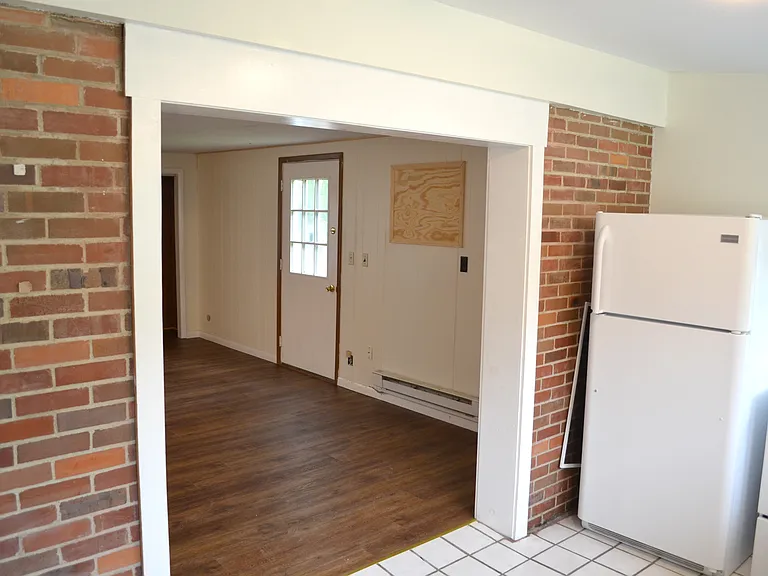 19 E Clearview Dr #A — Photo 7