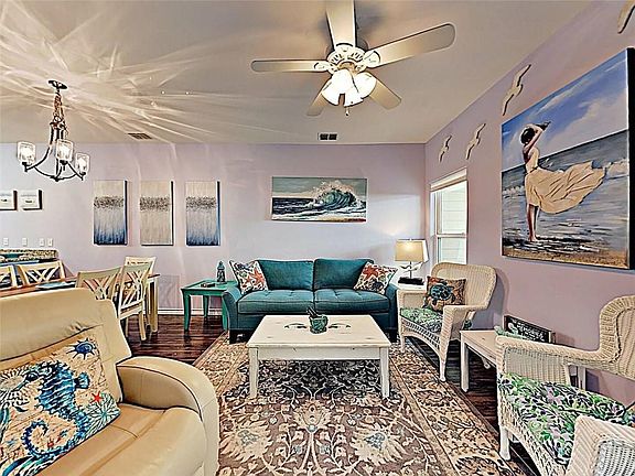 3rd image of 1813 11th St #207