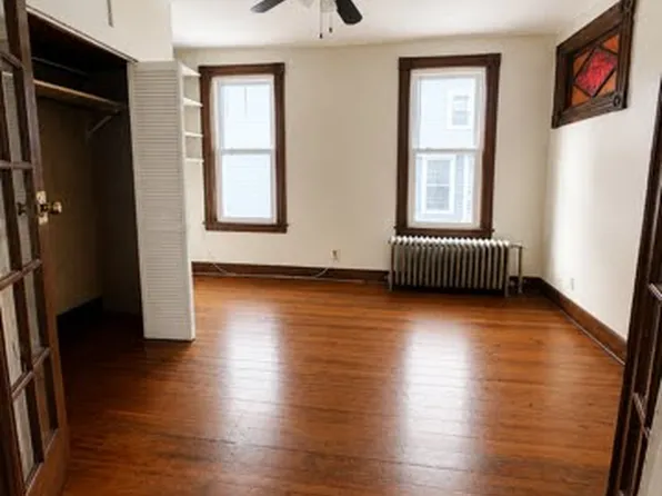 19-21 Warner St #2, Hartford, CT 06114