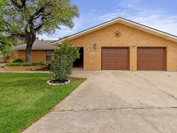 3704 Austin Cv, Lago Vista, TX 78645