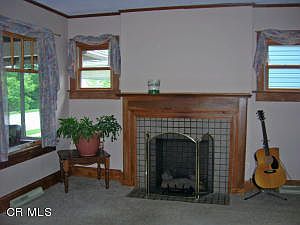 4th image of 149 Elm St