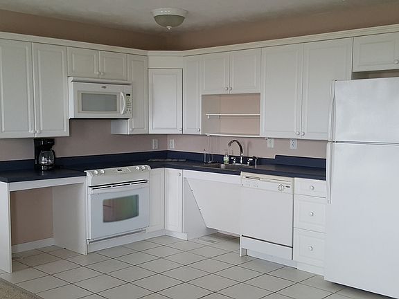 5th image of 305 N Topsail Dr Unit 10