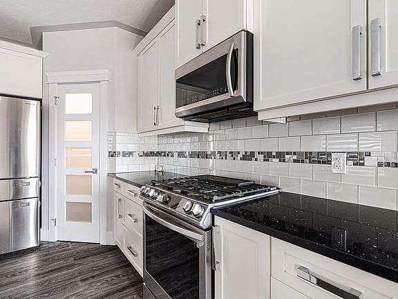 4th image of 313 Collicott Dr
