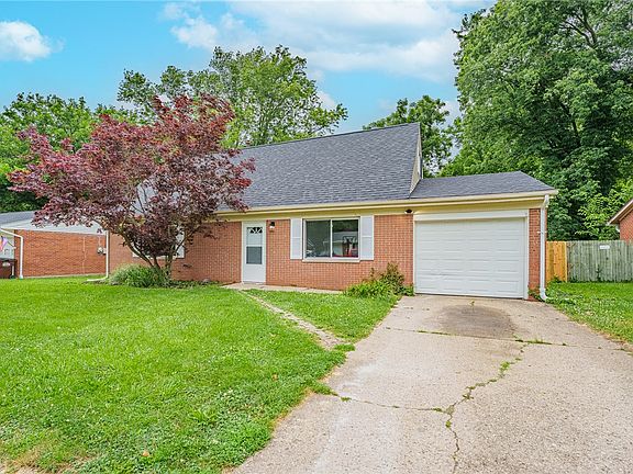 2nd image of 842 Murray Hill Dr