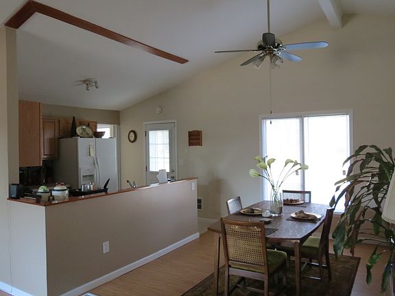 Kitchen/dining area