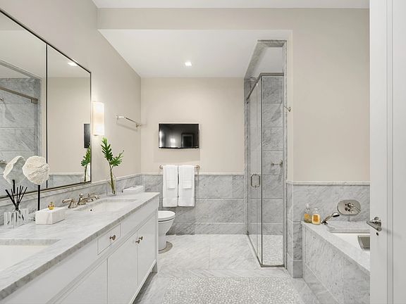 5th image of 10 Madison Sq W APT 7D