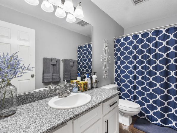 146 Bunker Ridge Dr APT 1