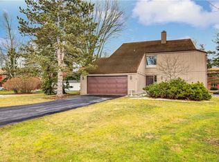 13 Mallard Ct, Buffalo, NY 14228