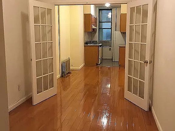 4th image of 1605 2nd Ave APT 3N