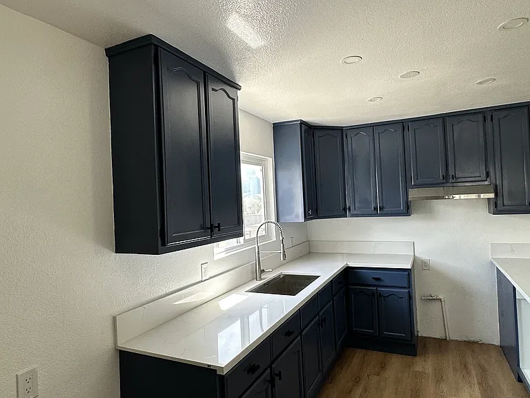 3925 W 118th St #A — Photo 21
