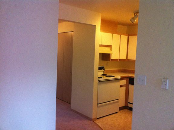 4th image of 10215 Lundeen Pkwy APT D3