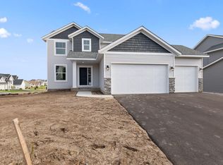 5843 Upper 179th St W, Lakeville, MN 55044
