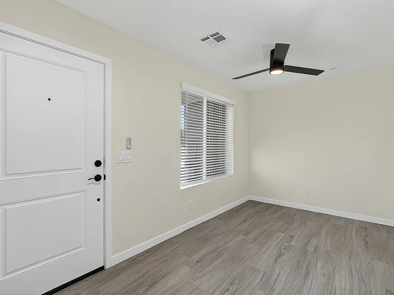 South Mountain Lofts — Photo 22