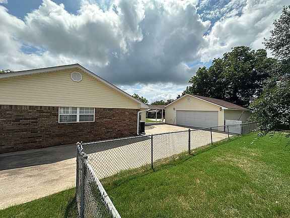 East view house & garage