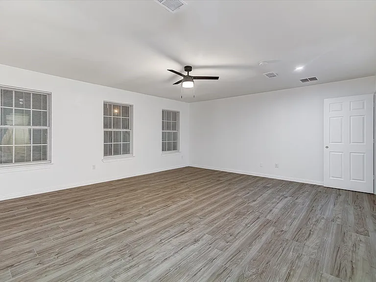 3107 Rendezvous Ct — Photo 18