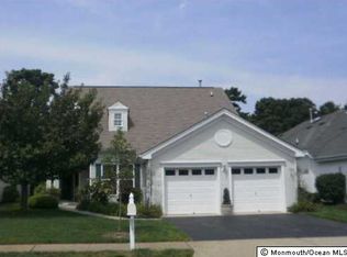 11 Quicksilver Ct, Lakewood, NJ 08701