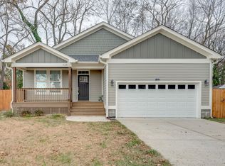 125 Elizabeth St, Ashland City, TN 37015