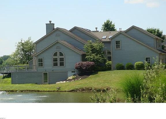 2nd image of 604 Windjammer Dr #1
