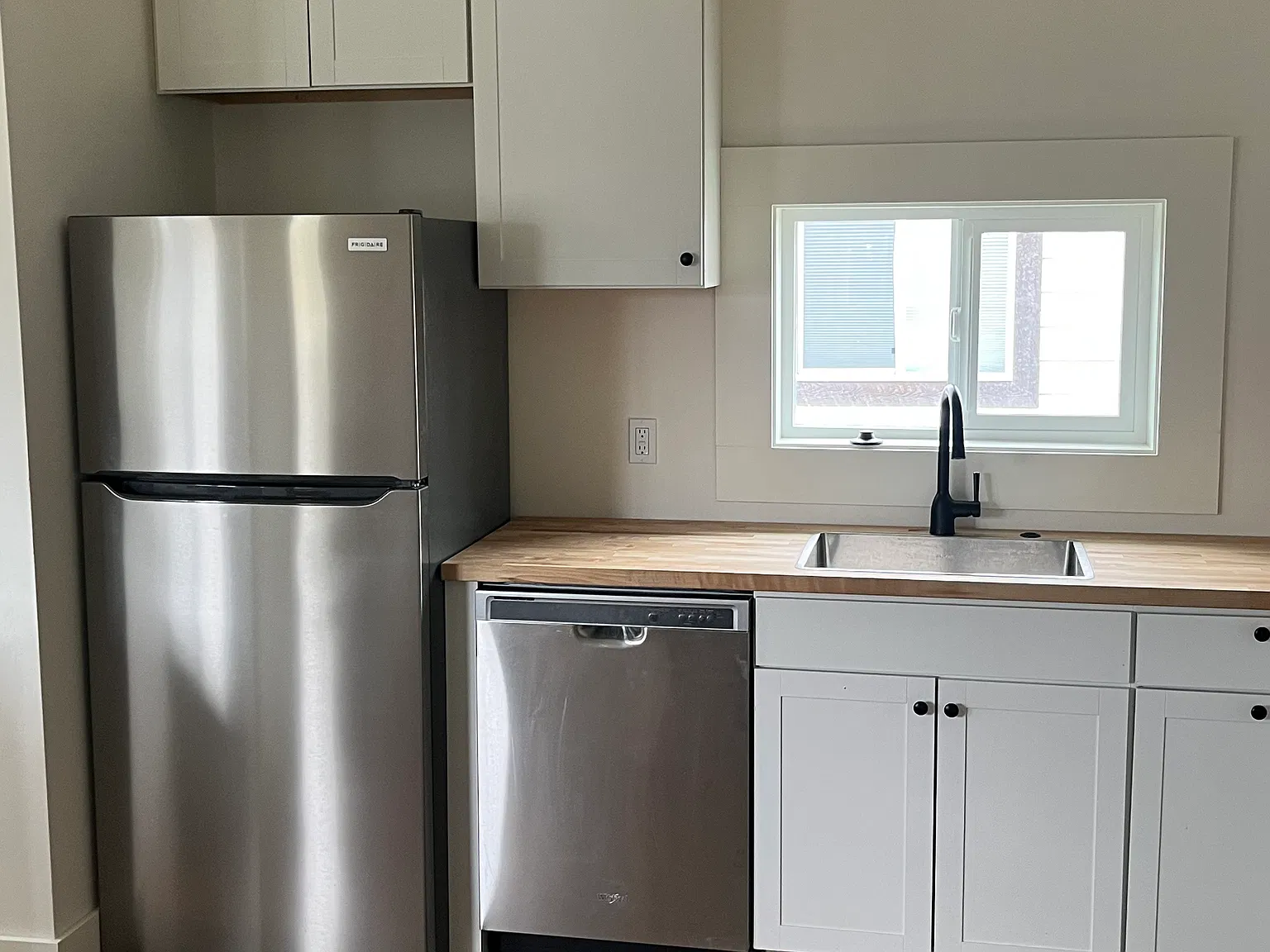 55 W Dogwood St — Photo 2
