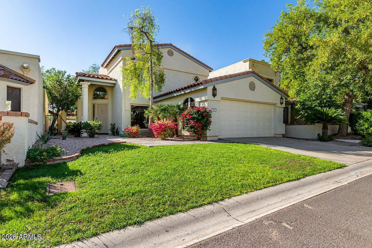 4 bed, 3.0 bath, 2516 sqft, $3,050 — Photo 1