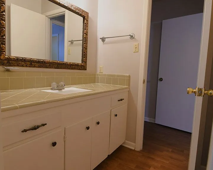3202 Autumn Leaves Dr — Photo 15