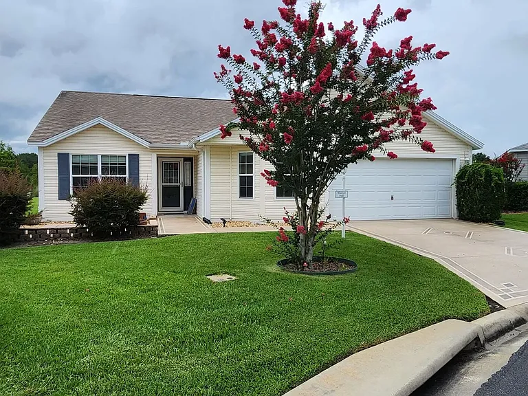 916 Eastmont Ct — Photo 36