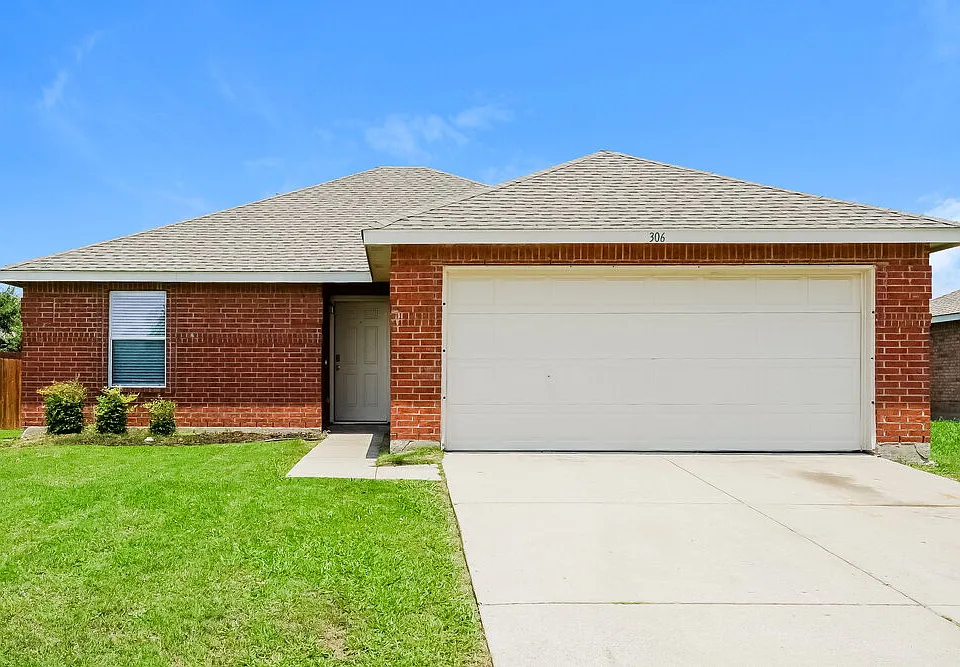 306 Olivia Ln