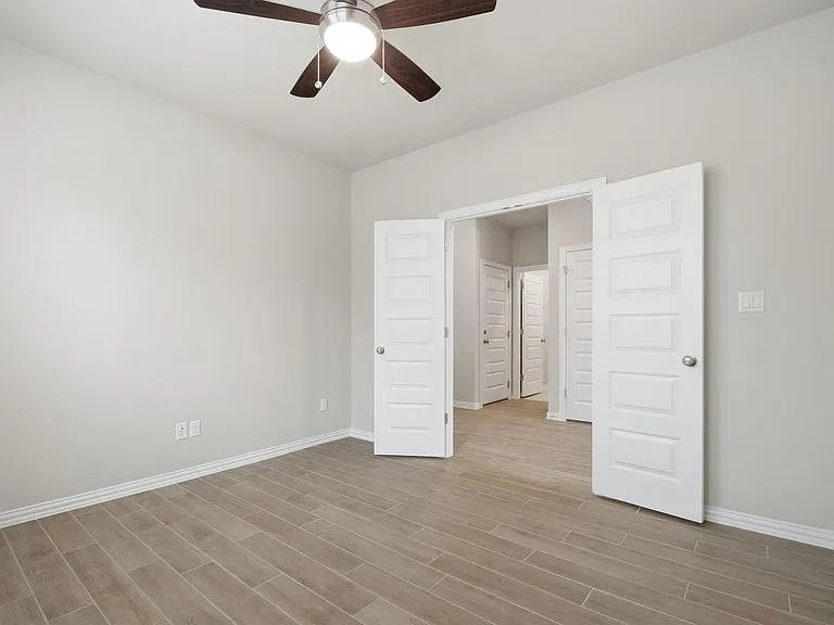 1009 Calendula Trl — Photo 13
