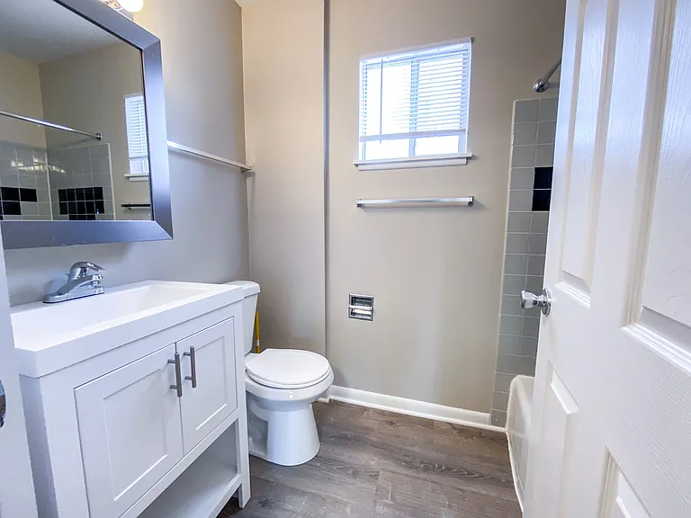 1101 Catalpa Cir — Photo 7