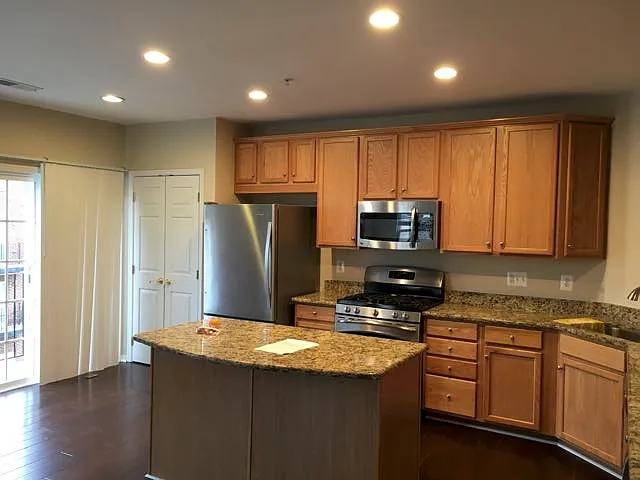 6321 Iris Meadow Ln — Photo 5