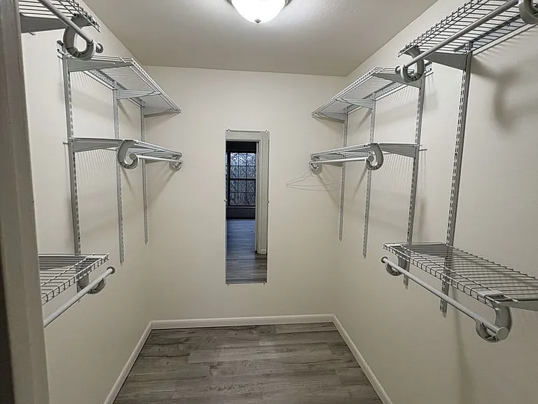 University Park Apartments near Cornell University — Photo 165