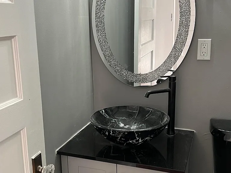 private primary bath