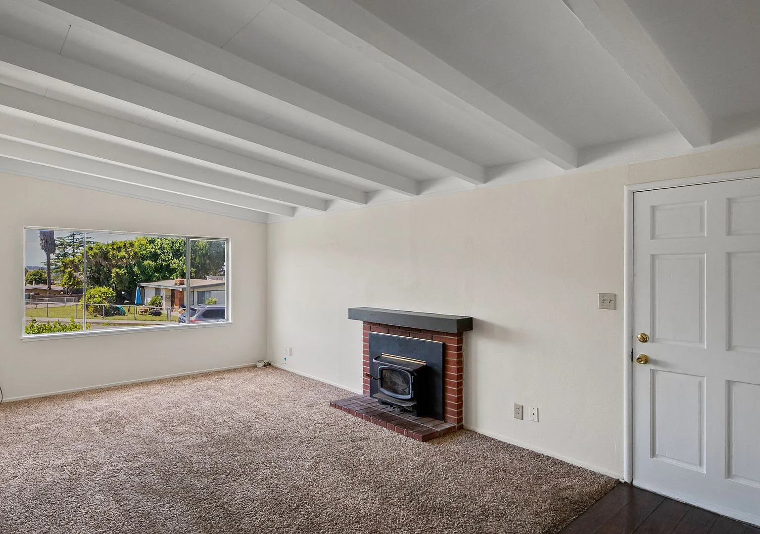 Vallejo's Granada Heights 3BD/2BA Home for Rent! — Photo 4