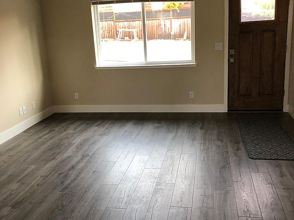 4th image of 185 Hacienda Dr