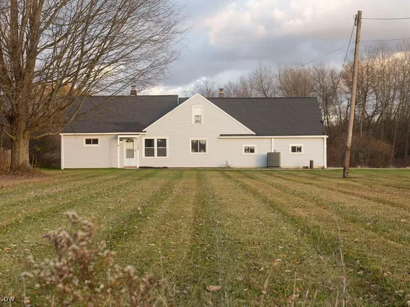 3448 Maple Rd, Jefferson, OH 44047