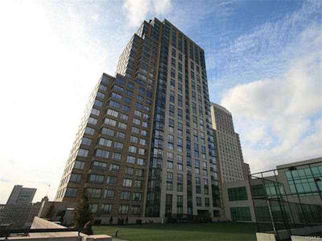 1st image of 10 City Pl APT 17C
