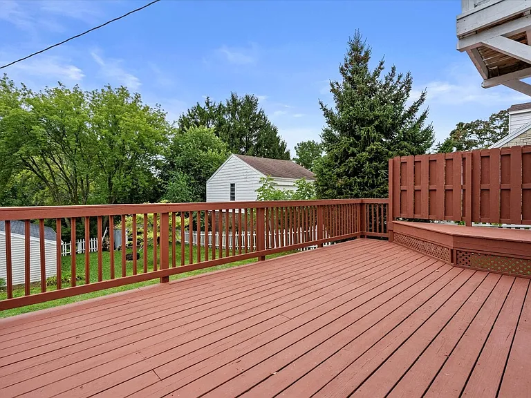 829 W Lincoln Ave — Photo 16