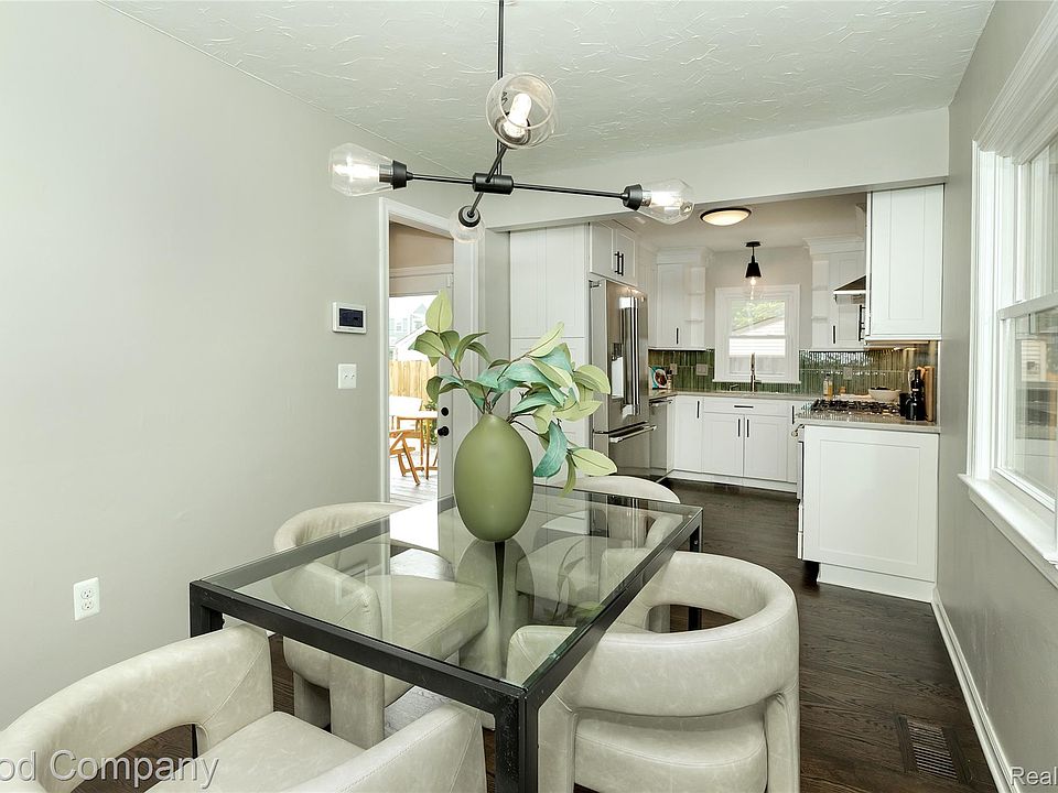 223 N Alexander Ave, photo 12